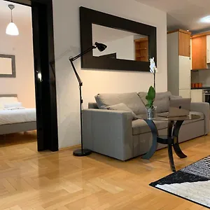 https://modern-1br-flat-in-heart-of-warsaw-with-parking.warsawhotelspoland.com